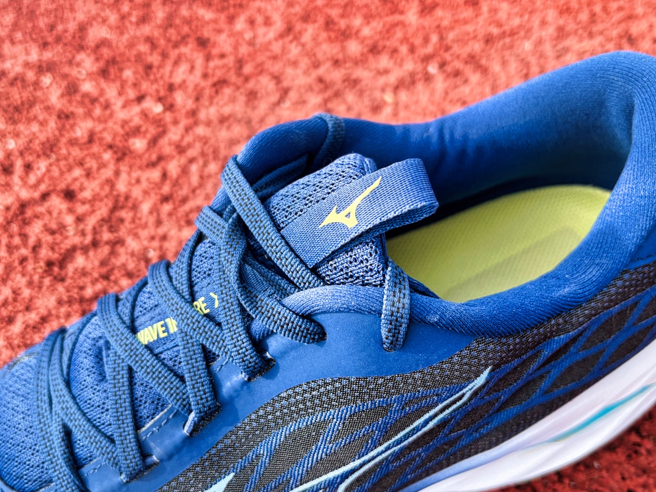 Picture of Mizuno Wave Inspire 20